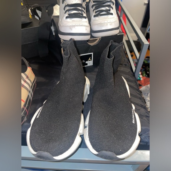 Sold - Picture 2 of 5